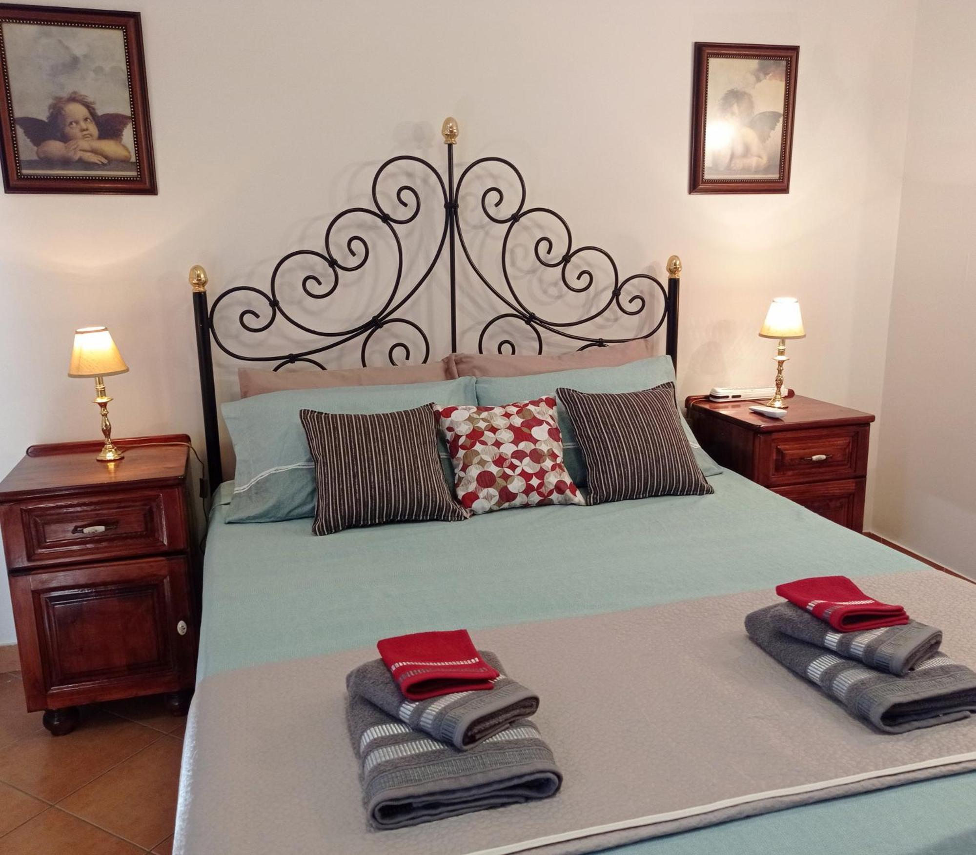 Joseph 2 Stylish Flat With Open Views, Just 4Km From The Airport Or Beach Siggiewi Εξωτερικό φωτογραφία